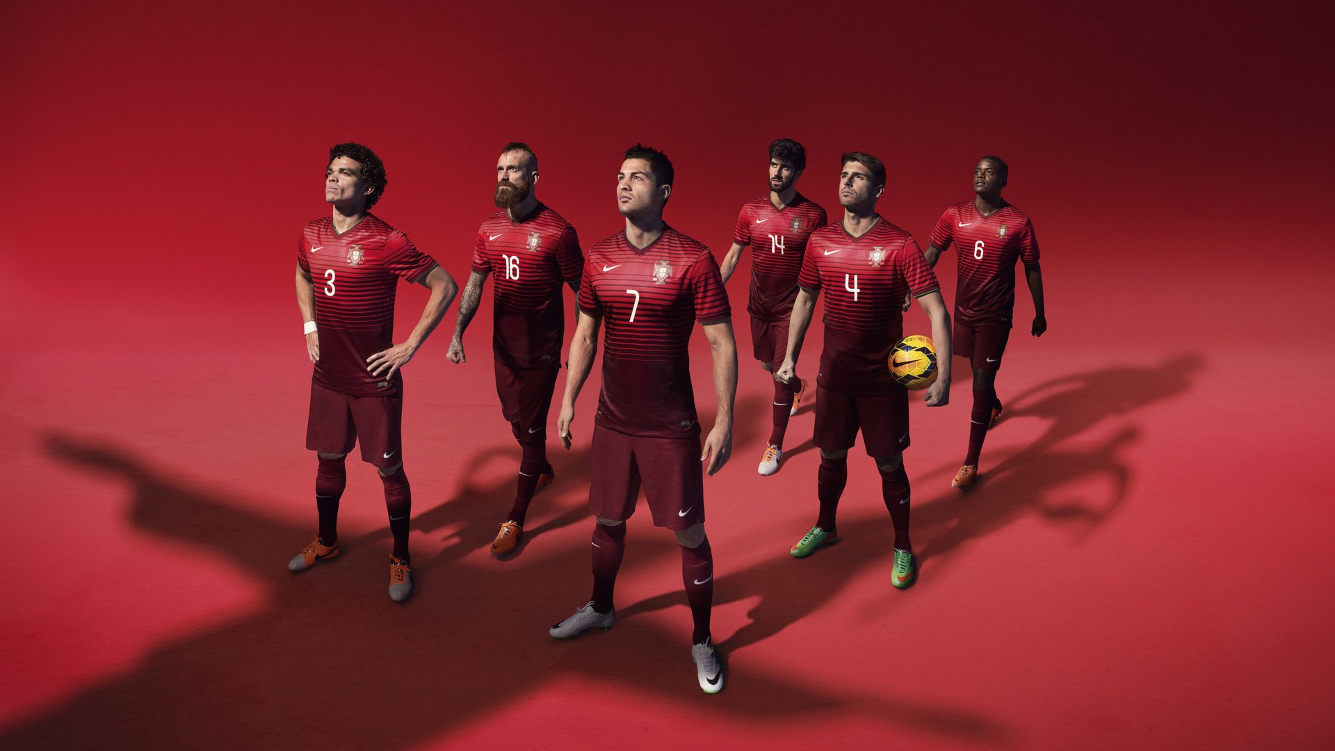 东决关键战焦点战，国际米兰轻取挪威，展现战术唯一性