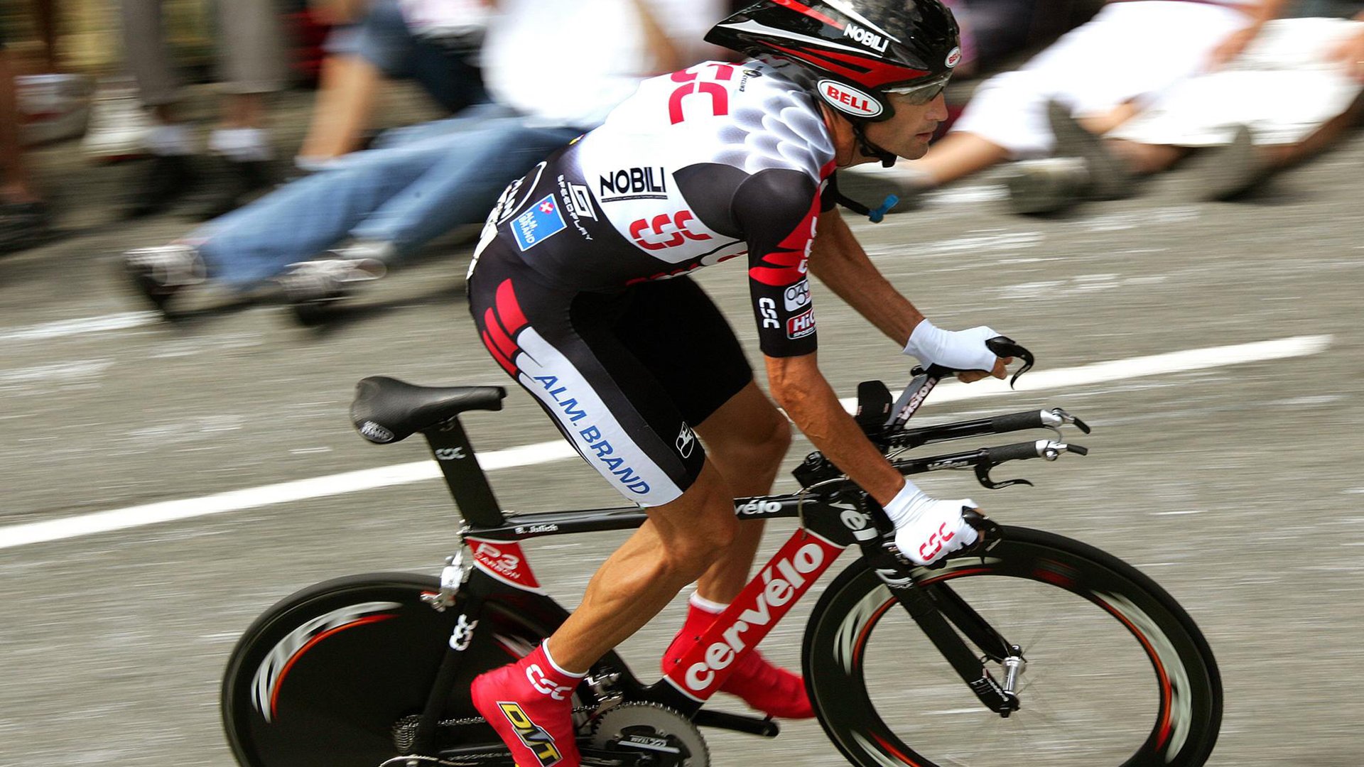 节奏之巅，恩比德掌控全局，老鹰展翅全面压制快船